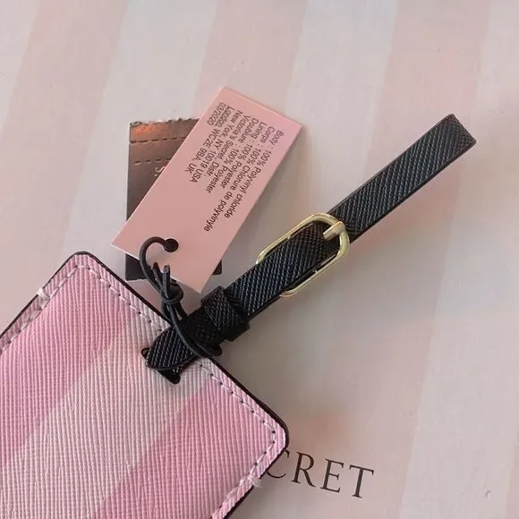 Victoria’s Secret Passport Holder & Luggage Tag - Picture 9 of 12